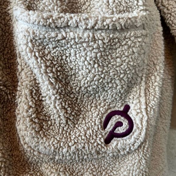 Peloton Women’s Sherpa Jacket - Picture 6 of 10